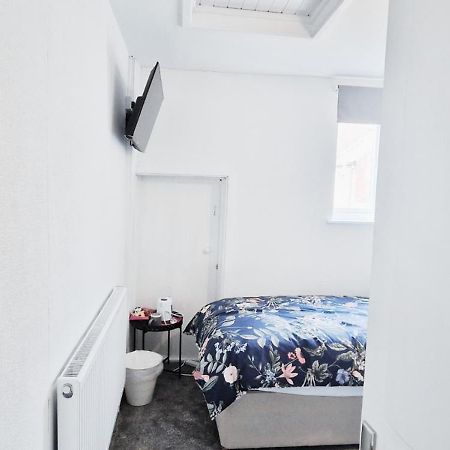 Single Room In Modern House Near Nottingham Exteriér fotografie